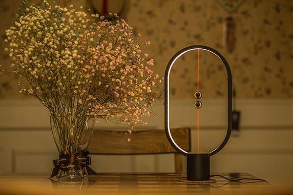 Tao - Modern Nordic Magnetic Balance LED Lamp