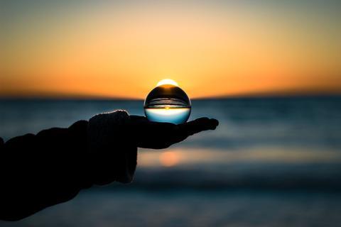 Sphera - Crystal Ball Photography Lens