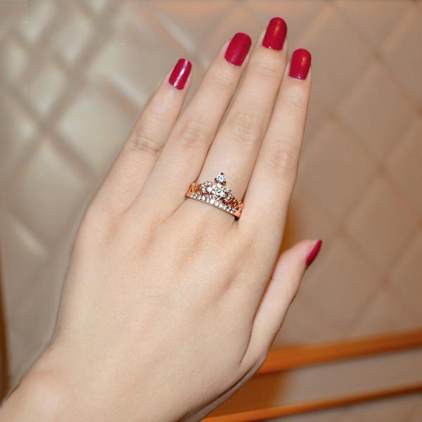 Rose Gold Round Cut Ring