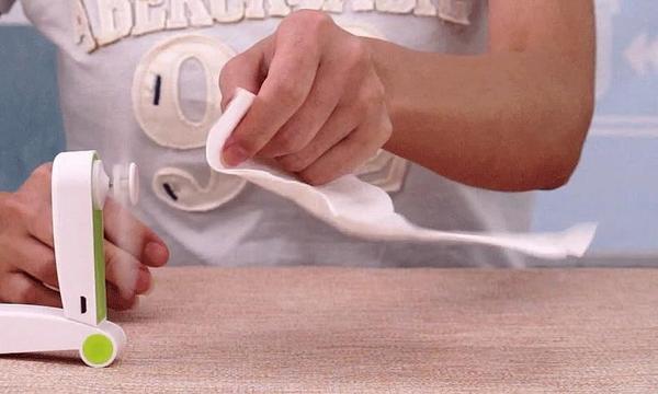 FanMe - USB Chargable Portable Mini Fan