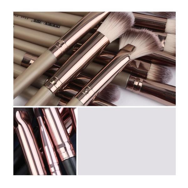 Set of 12 Professional Make-Up Brushes