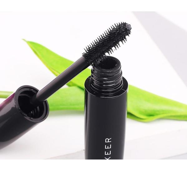 Max Volume 4D Mascara