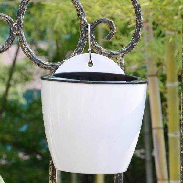 InstanWater - Self Watering Hanging Planter