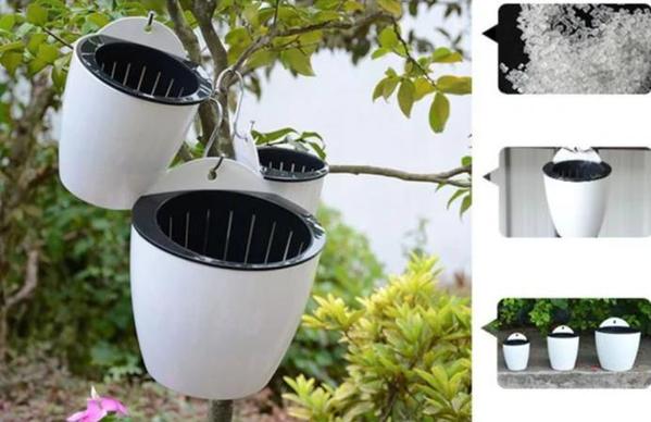 InstanWater - Self Watering Hanging Planter