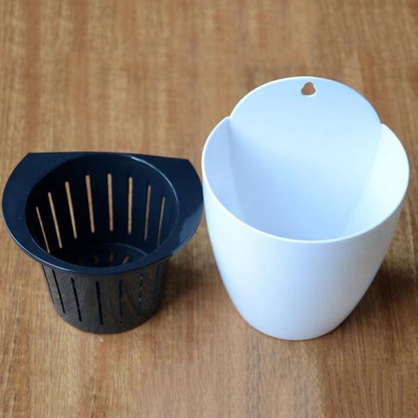 InstanWater - Self Watering Hanging Planter