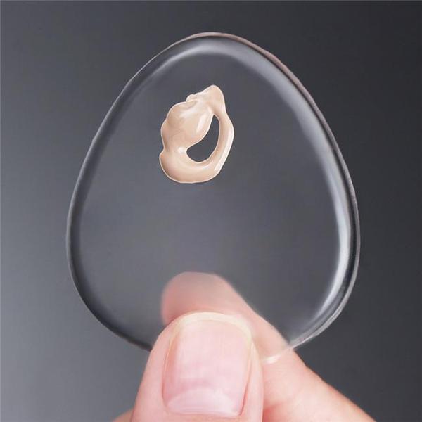 Silisponge - The Silicone Makeup Blender
