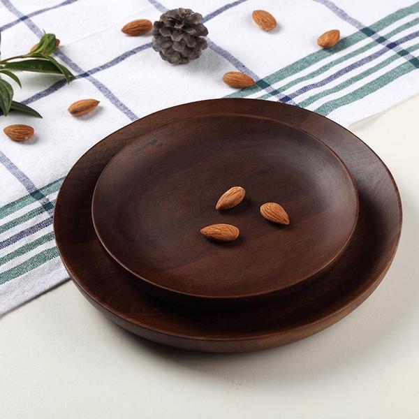 Hand-Made Round Natural Wooden Plates