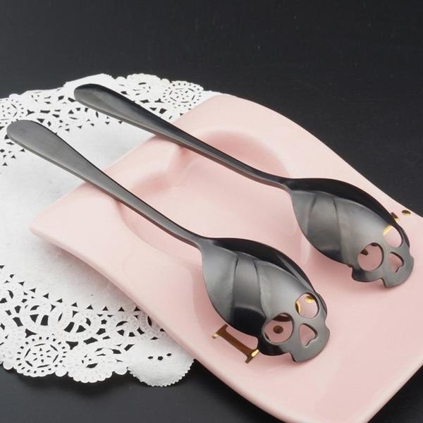 Vera - Skull Shaped Spoon