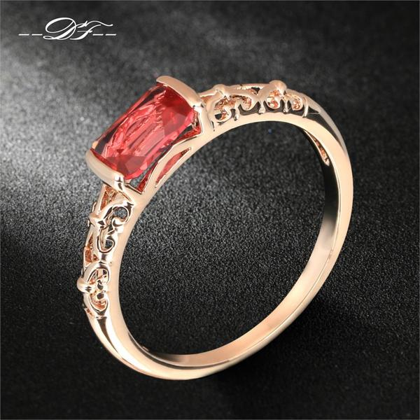 Retro Rhinestone Ring