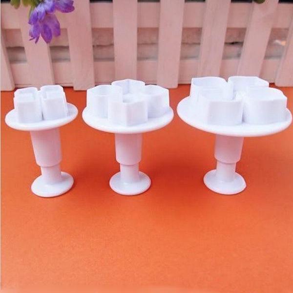 3 Piece Set - Flower Shape Pastry Decorating Tools