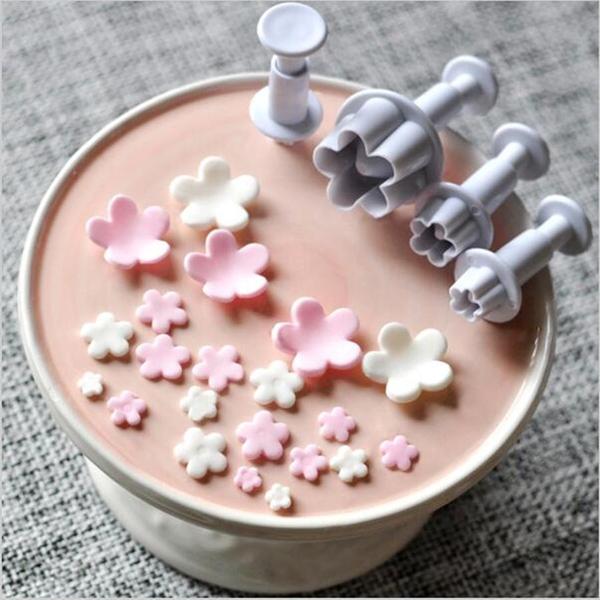 4 Piece Set - Plum Flower Shape Pastry Decorating Tools