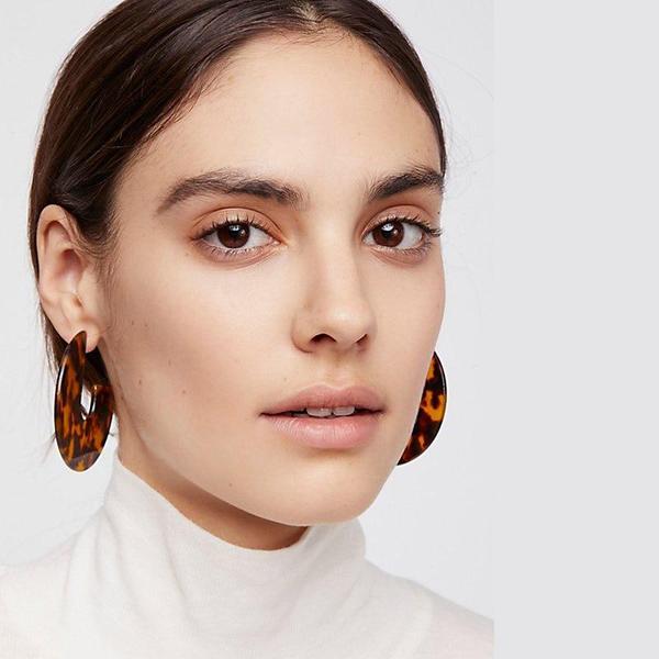 Nora - Flat Semi Hoop Earrings