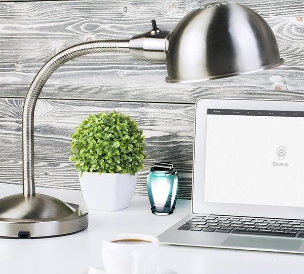 Aromi - Glass Car Air Freshener