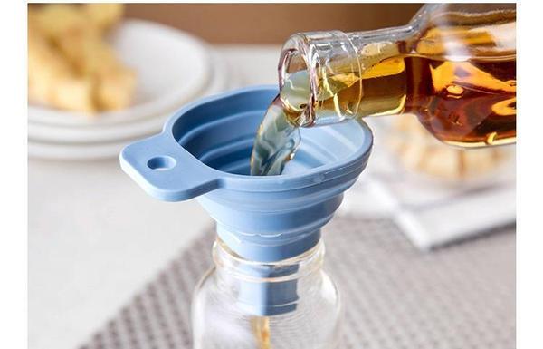 Coli - Collapsible Silicone Funnel