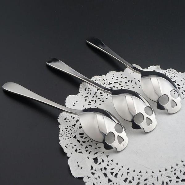 Vera - Skull Shaped Spoon