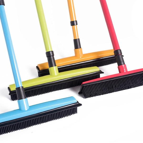 Collectibroom - Rubber Bristle Broom