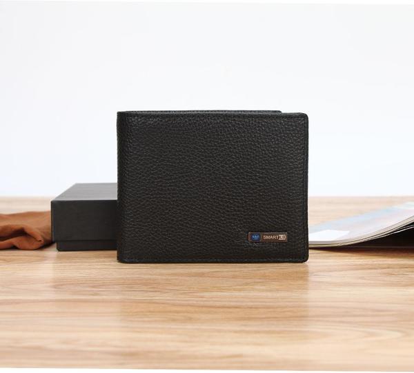 Smart Wallet with GPS Tracker