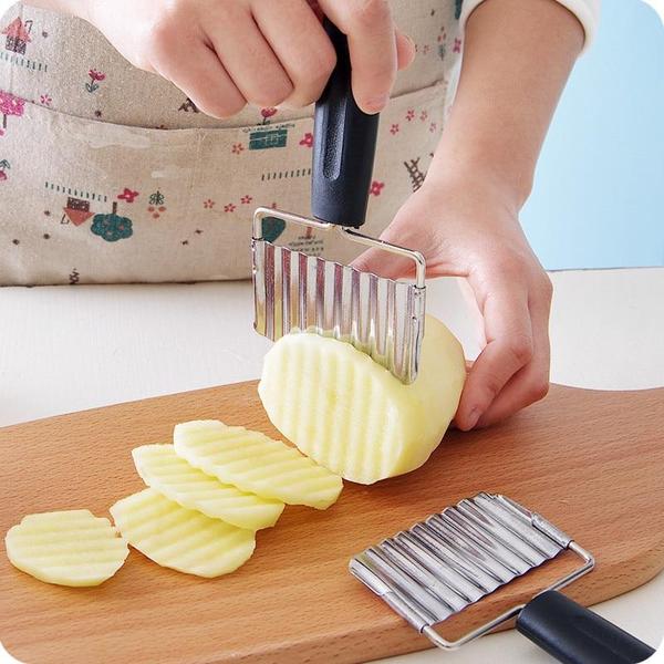 Cumis - Crinkle Cut Slicing Tool