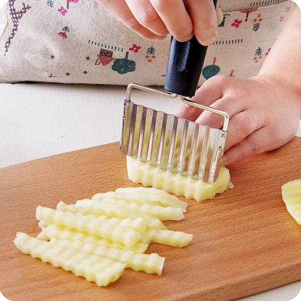 Cumis - Crinkle Cut Slicing Tool