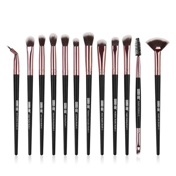 Set of 12 Professional Make-Up Brushes