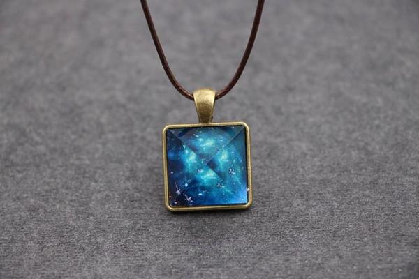 Lyss - Glowing Pyramid Crystal Necklaces