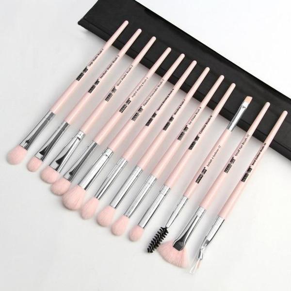 Set of 12 Professional Make-Up Brushes