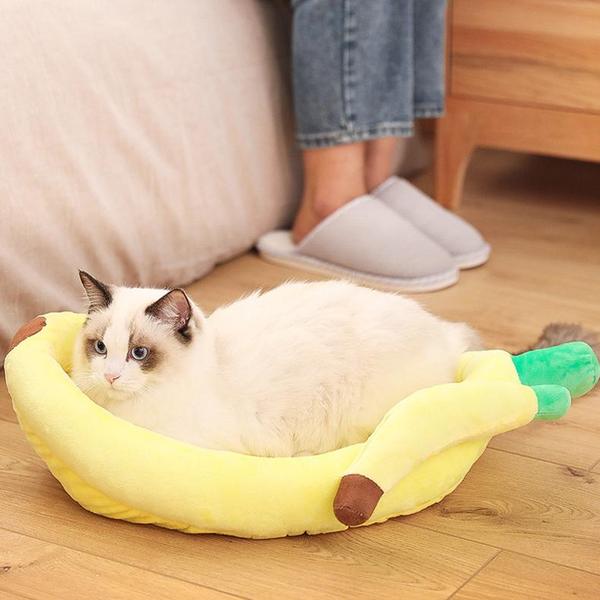 Nahni - Banana Canoe Pet Bed
