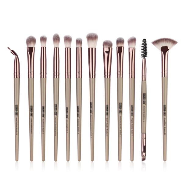 Set of 12 Professional Make-Up Brushes