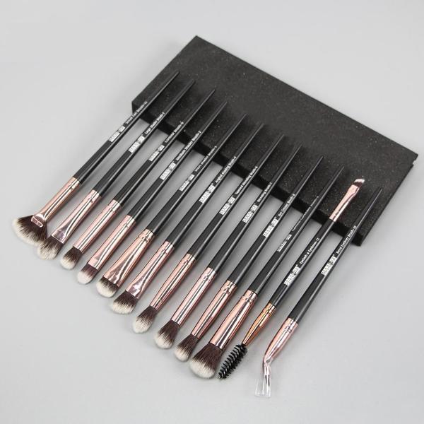 Set of 12 Professional Make-Up Brushes