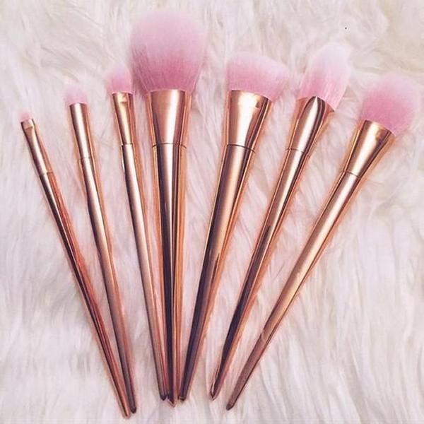 Rose Gold Contour Makeup Brushes - 7 Piece Set