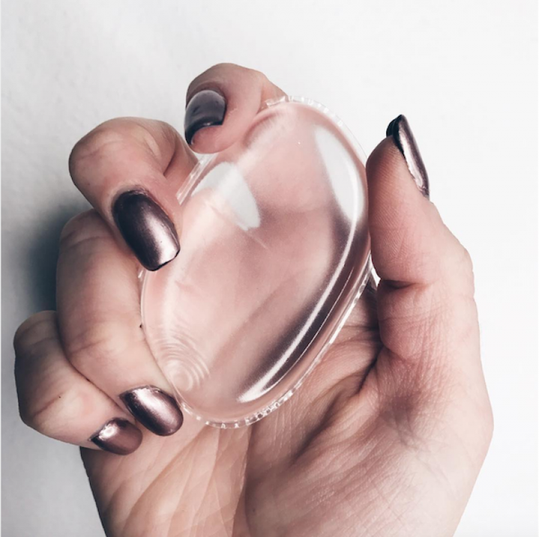 Silisponge - The Silicone Makeup Blender